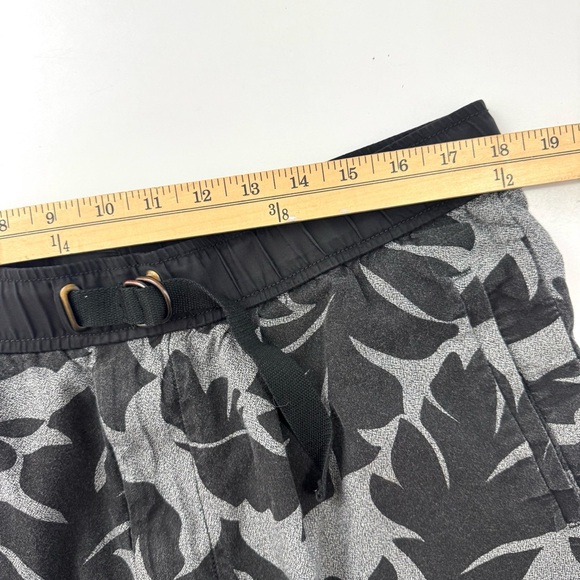 Diesel Men’s XXL Black & Grey Palm Gradient Shorts Cotton Casual /Coastal Resort - Picture 7 of 11